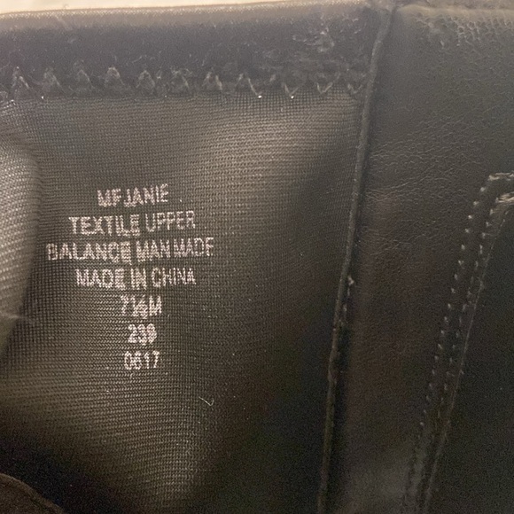 MARC FISHER BLACK SATIN JANIE WOMEN ANKLE BOOTS. SIZE-7 1/2. M. - Picture 9 of 9